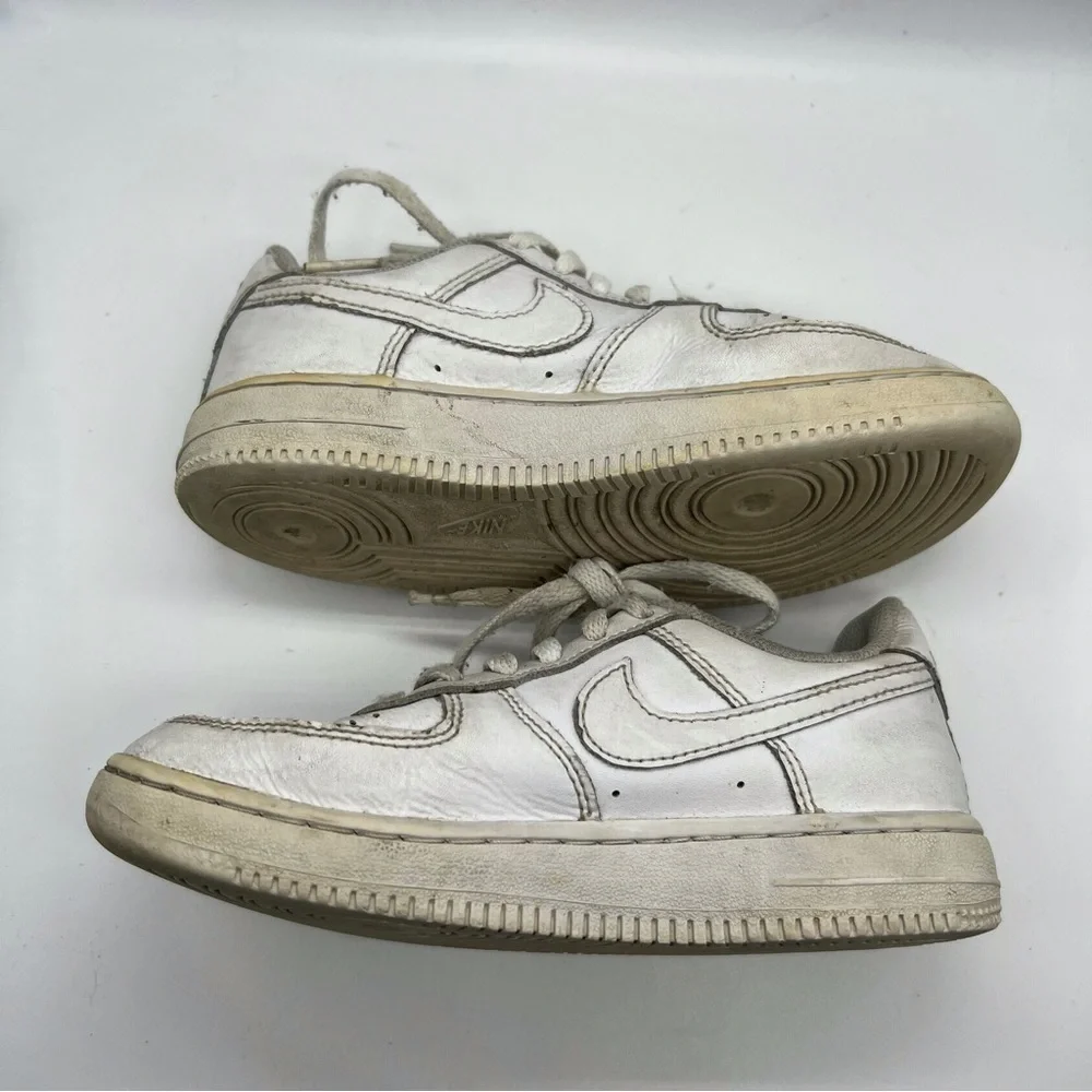 Nike White Air Force 1 Sneakers